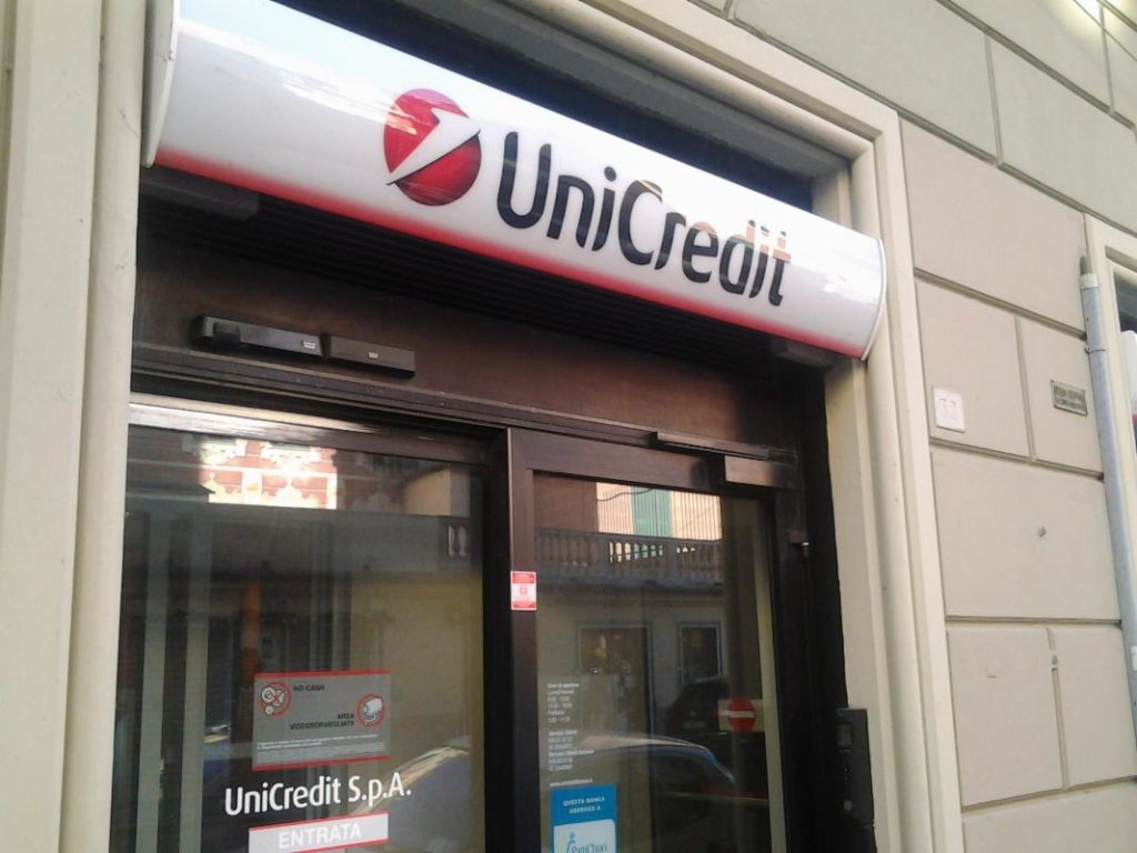 Unicredit, prestiti a tasso zero per medici e infermieri